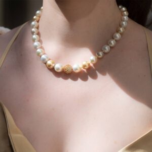 Perlkette „Saphyra“